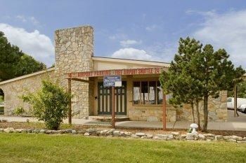Alma Comfortable Inn Экстерьер фото